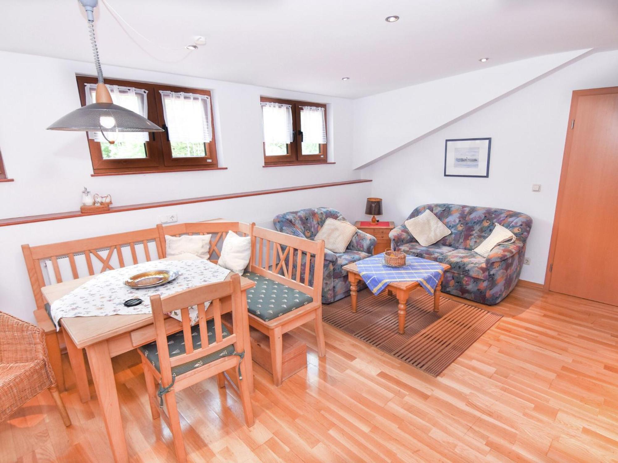 Pleasant Apartment In Ruhpolding With Swimming Pool ภายนอก รูปภาพ