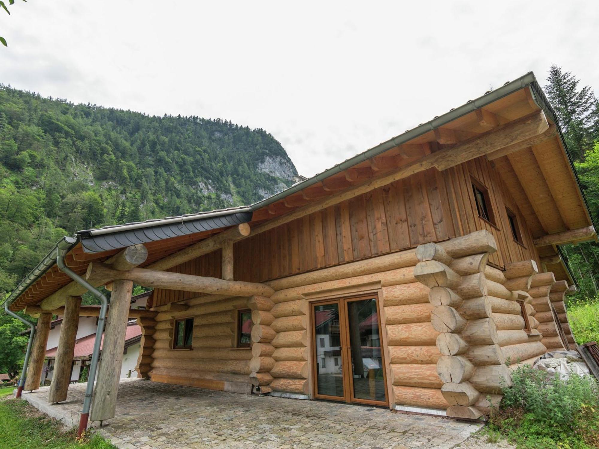 Pleasant Apartment In Ruhpolding With Swimming Pool ภายนอก รูปภาพ